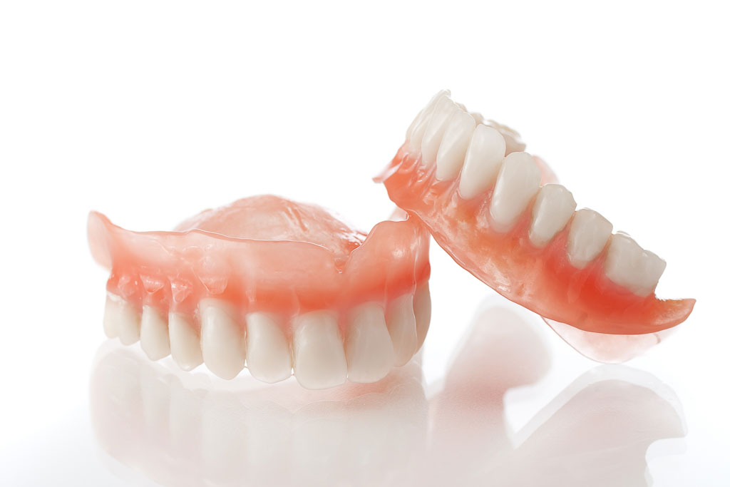 loose denture content
